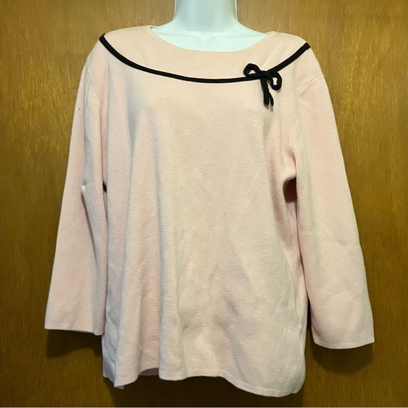 Designers Originals Sweaters - Pink Designers Originals Sweater 3/4 Sleeve Bow Detail sz L